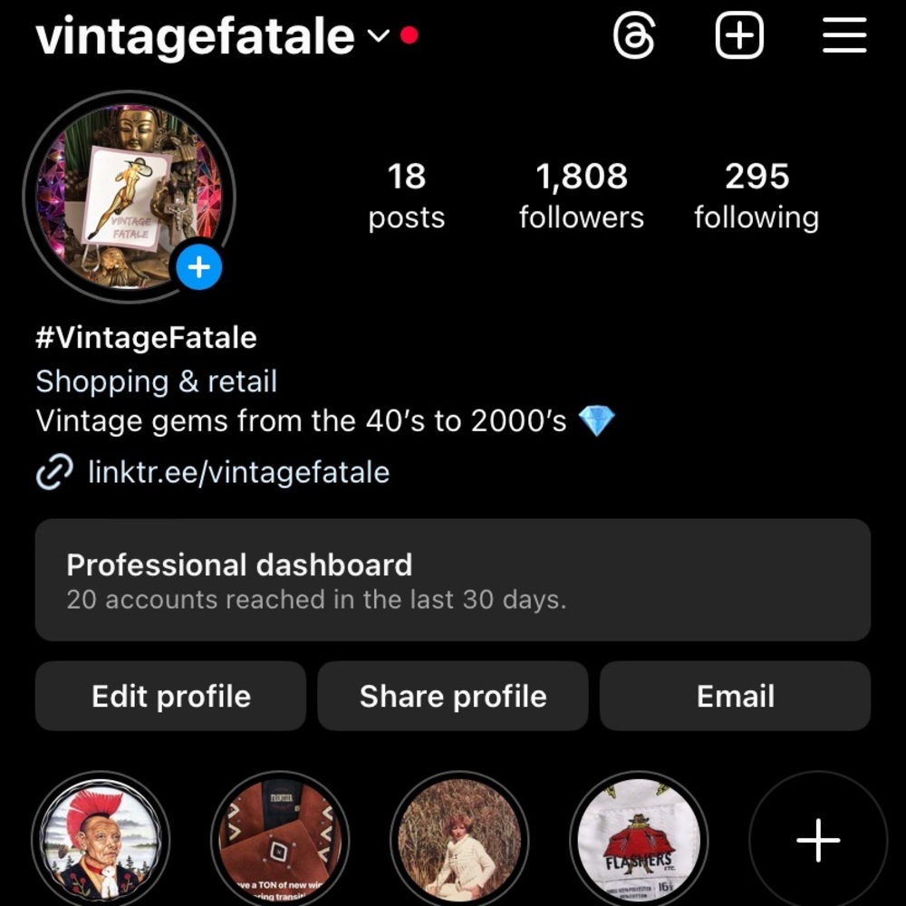 💕Follow me on INSTAGRAM! 💕